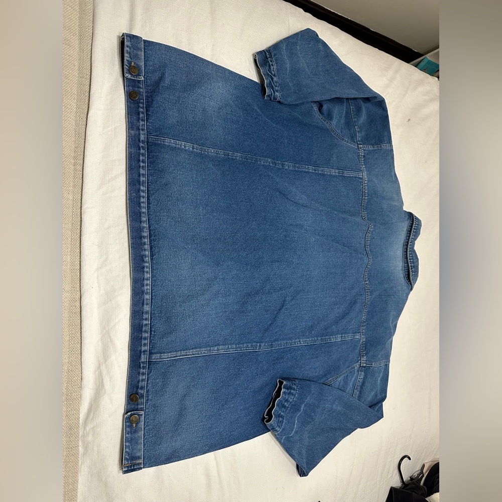 Denim jacket - Picture 3 of 6